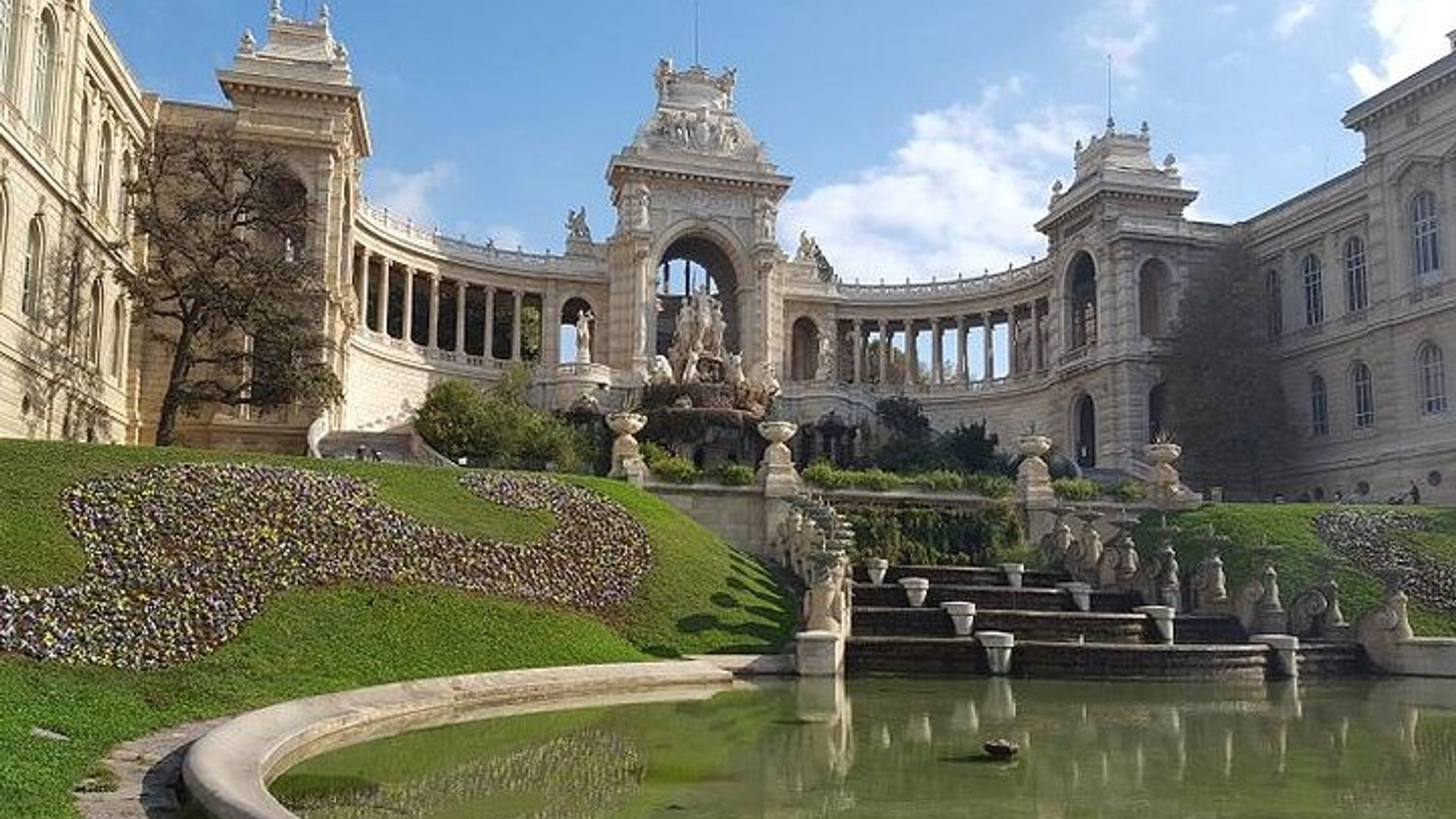 Marseille Shore Excursion: City Sightseeing Tour of Marseille