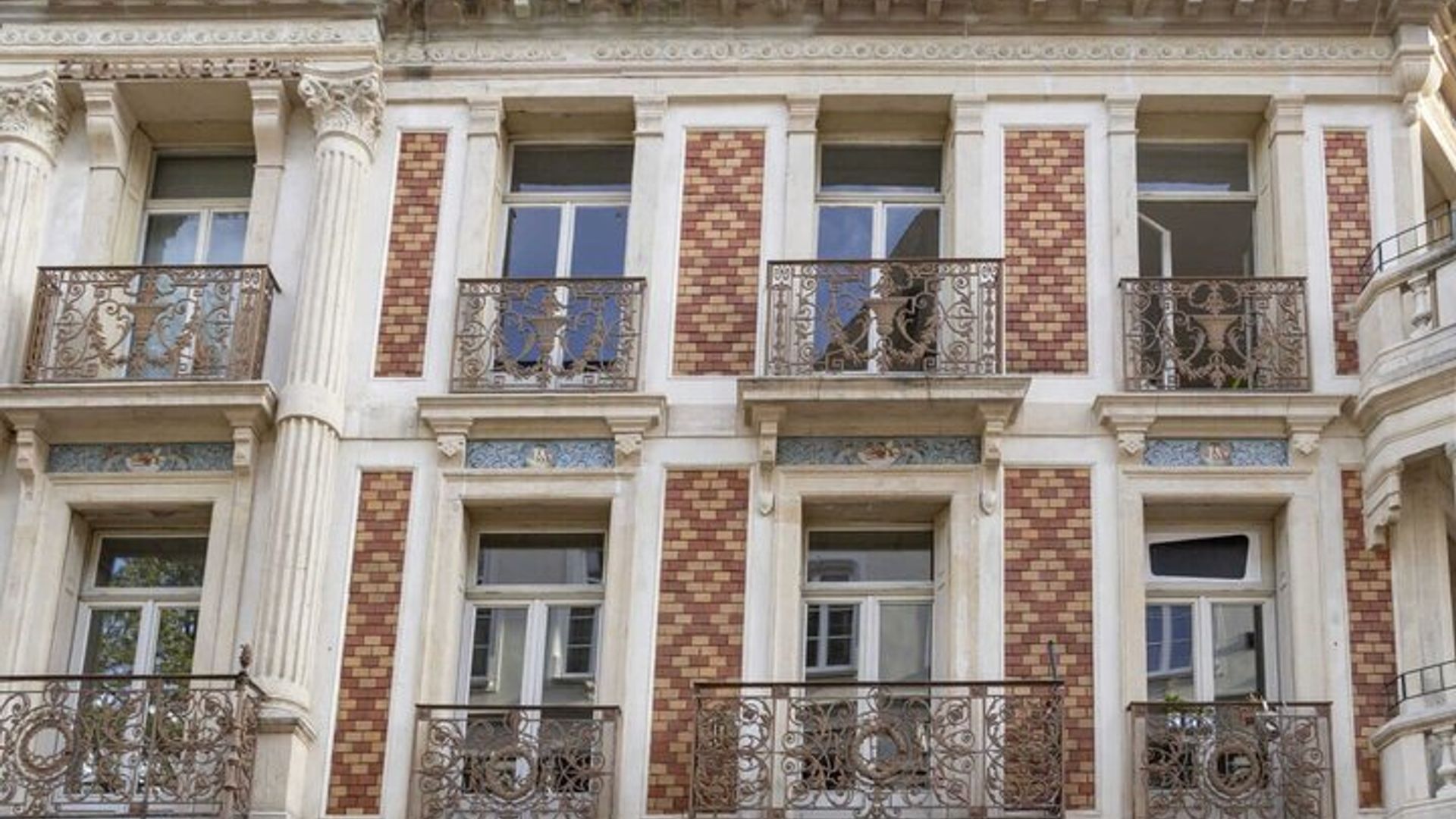 Bonjour Mulhouse : Visite urbaine privée de 2 heures avec un guide local