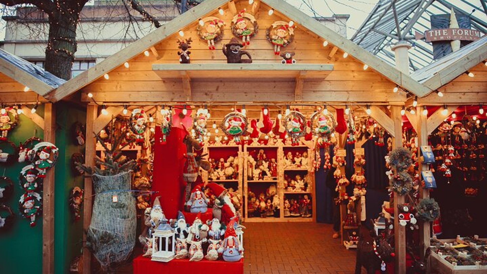 Baden-Baden Yuletide Stroll: Experience the Festive Charm