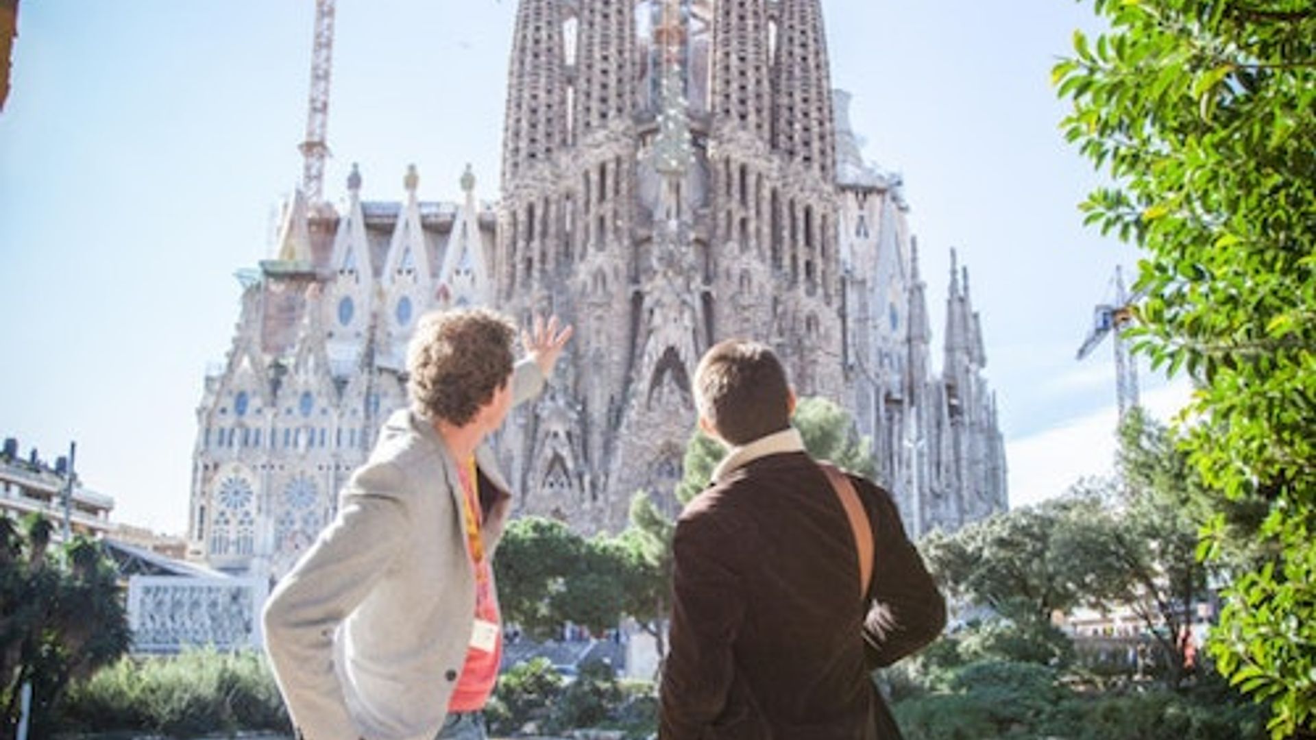 Go With A Local: Skip-The-Line Sagrada Família Tour in Dutch