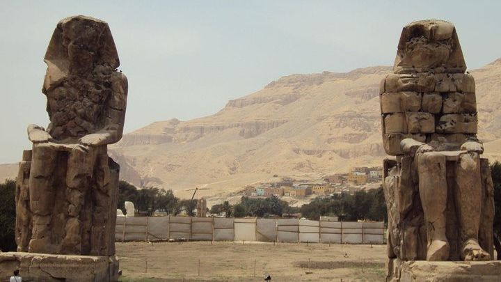 Full-Day Luxor Highlights Tour: East and West Banks