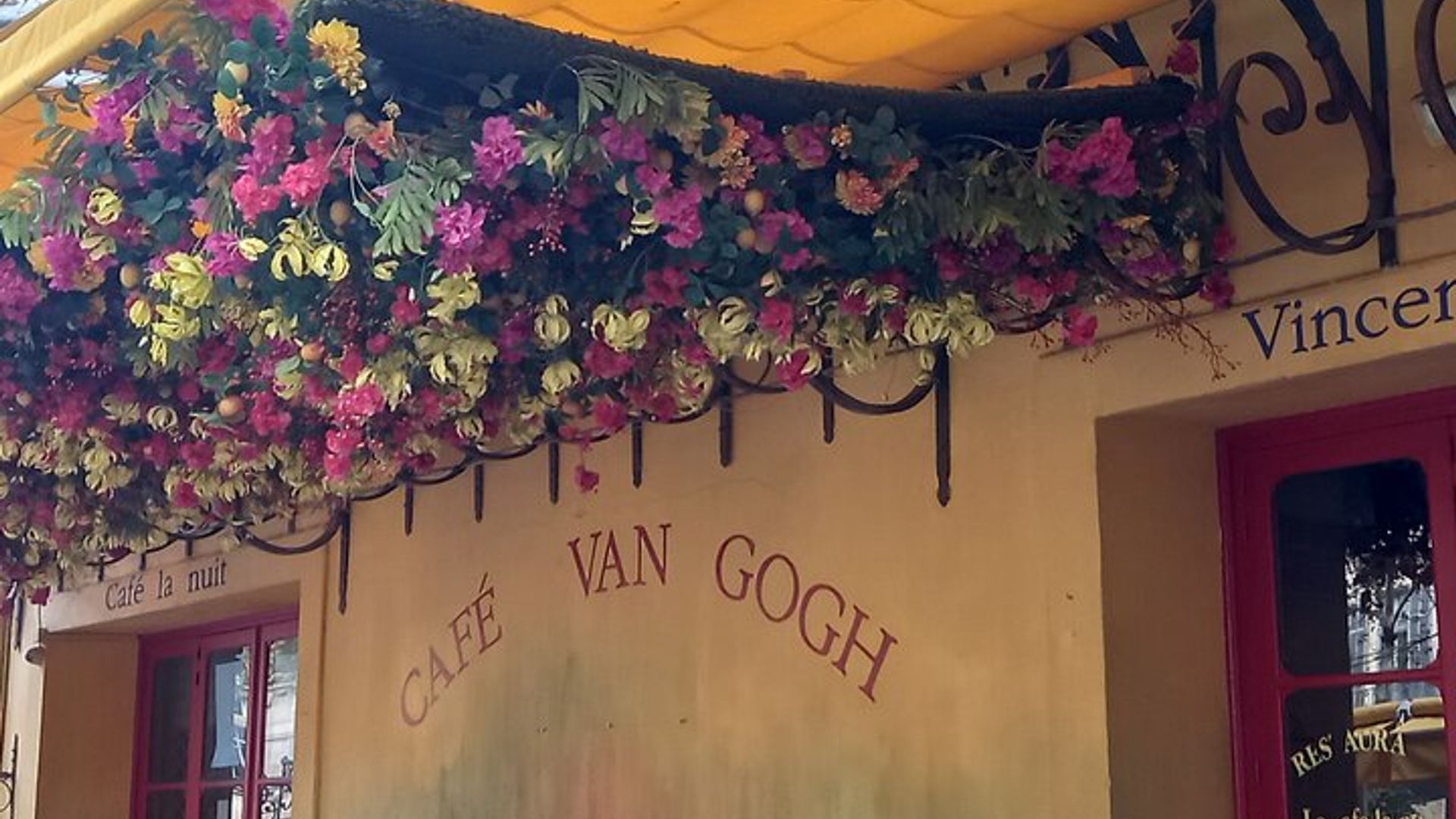 Tour de Provence et d'Arles en petit groupe Van Gogh au départ d'Avignon