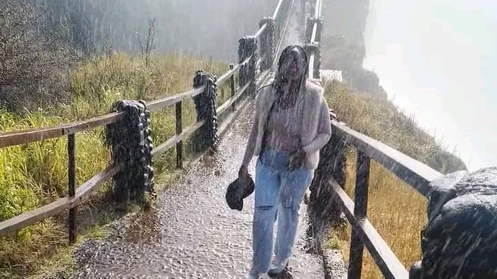 Guided Tour of Victoria Falls Zimbabwe and Zambia Experience