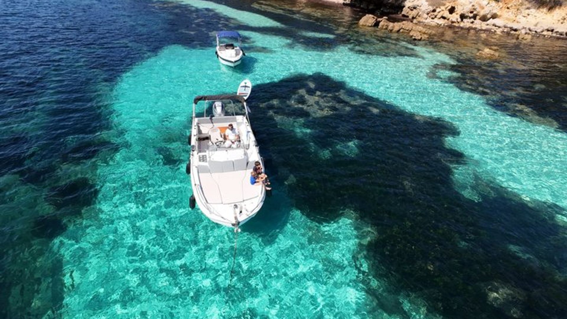 Discover the Lérins Islands and the Bay of Cannes by Private Boat