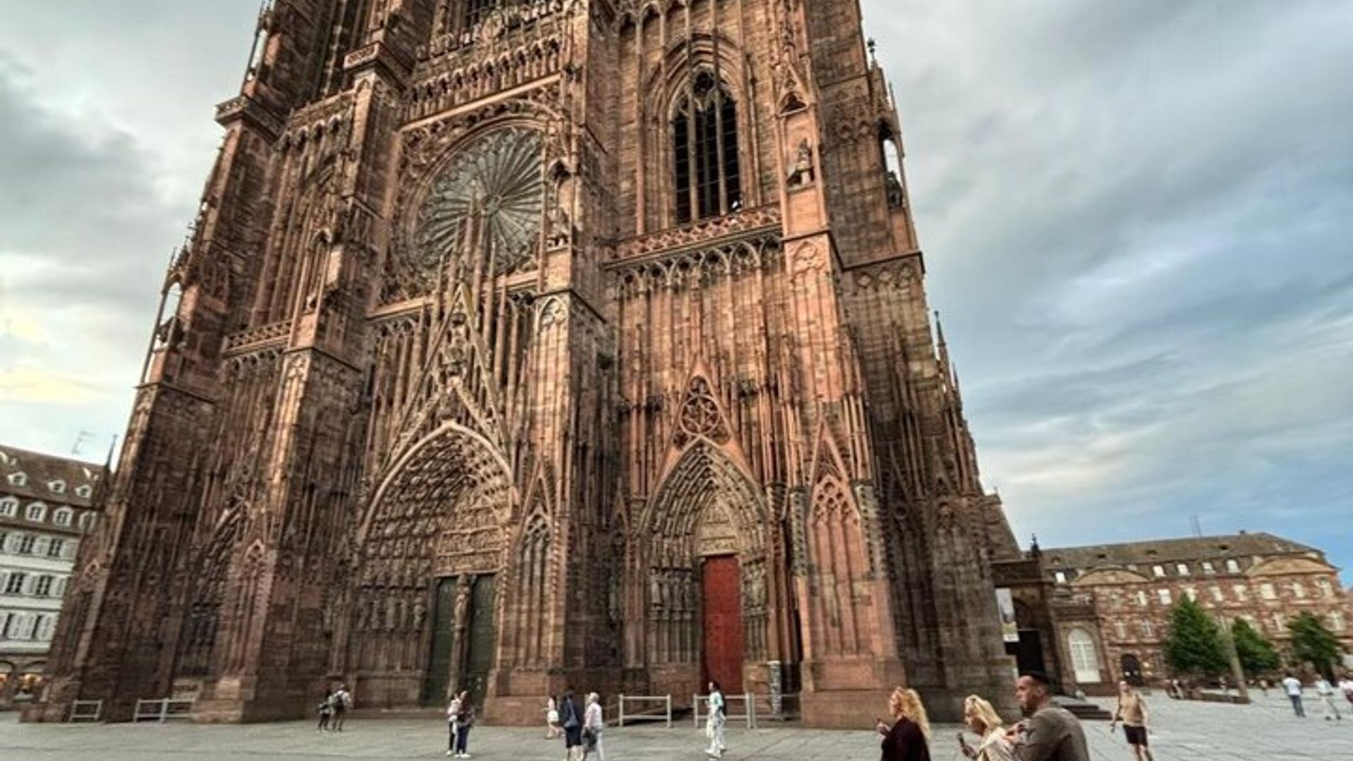 Tour gratuito a pie por Estrasburgo Historia e historias ocultas