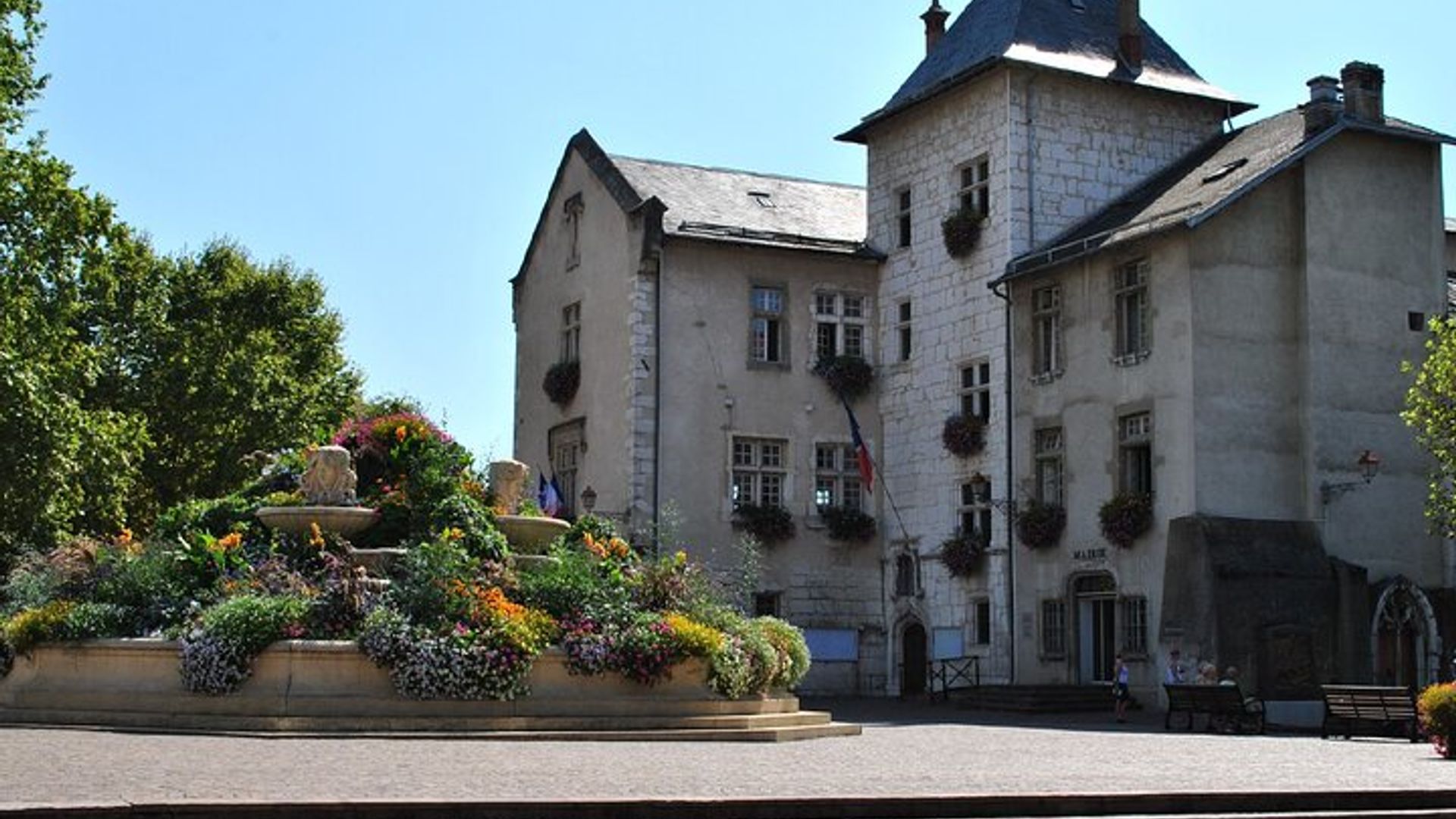 Aix-les-Bains Audioguided Walking Tour 1h16 and 14 reviews
