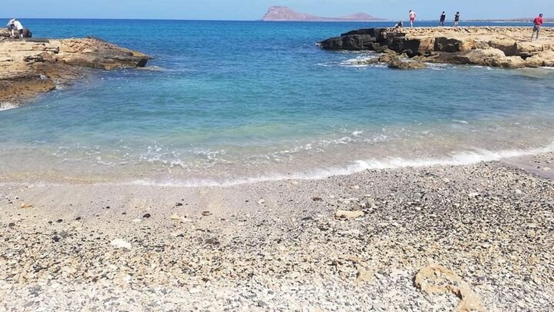 Full-day tour - Salt Mine, Blue Eye, Shark Watch and Kite Beach