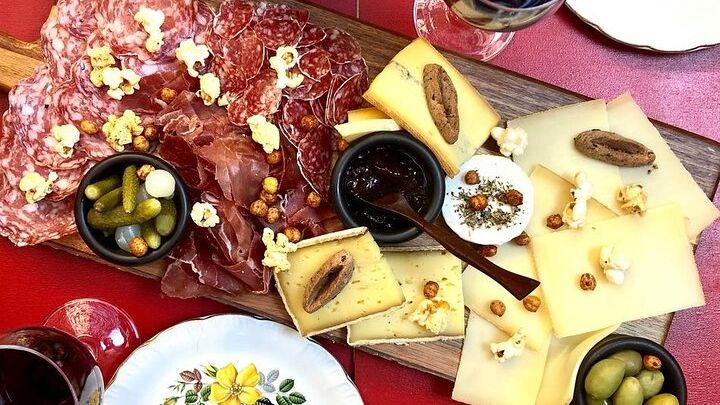 Aix-en-Provence Small-Group Food Tasting Walking Tour