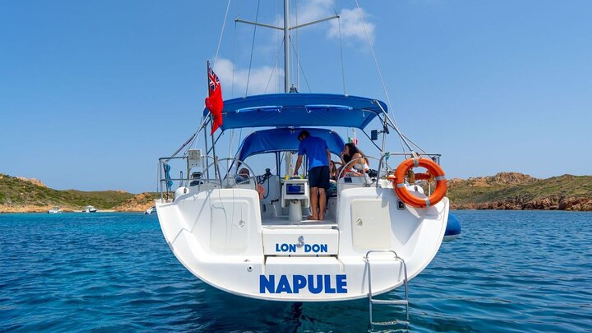 Barca a vela da Santa Teresa di Gallura all'Arcipelago della Maddalena