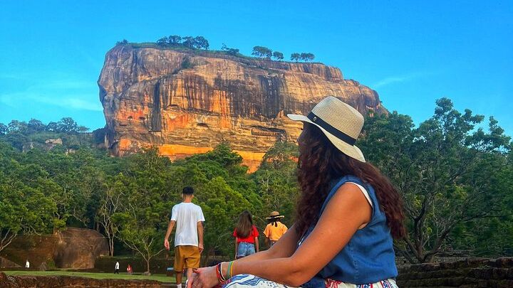 Sri Lanka Holiday with Private Driver