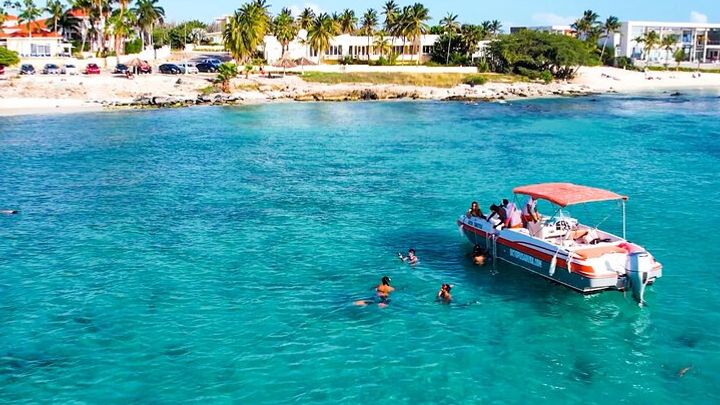 Aruba: Private Boat Charter and Snorkeling Tour