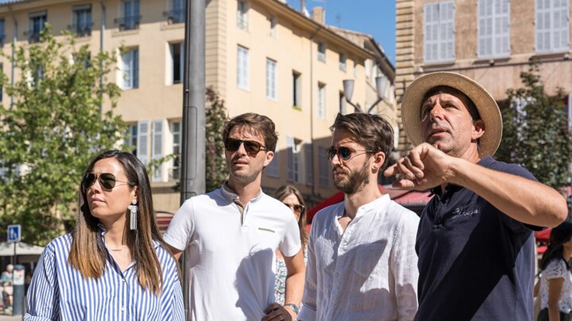 Excursión en grupo pequeño a Provenza y Arlés desde Aviñón