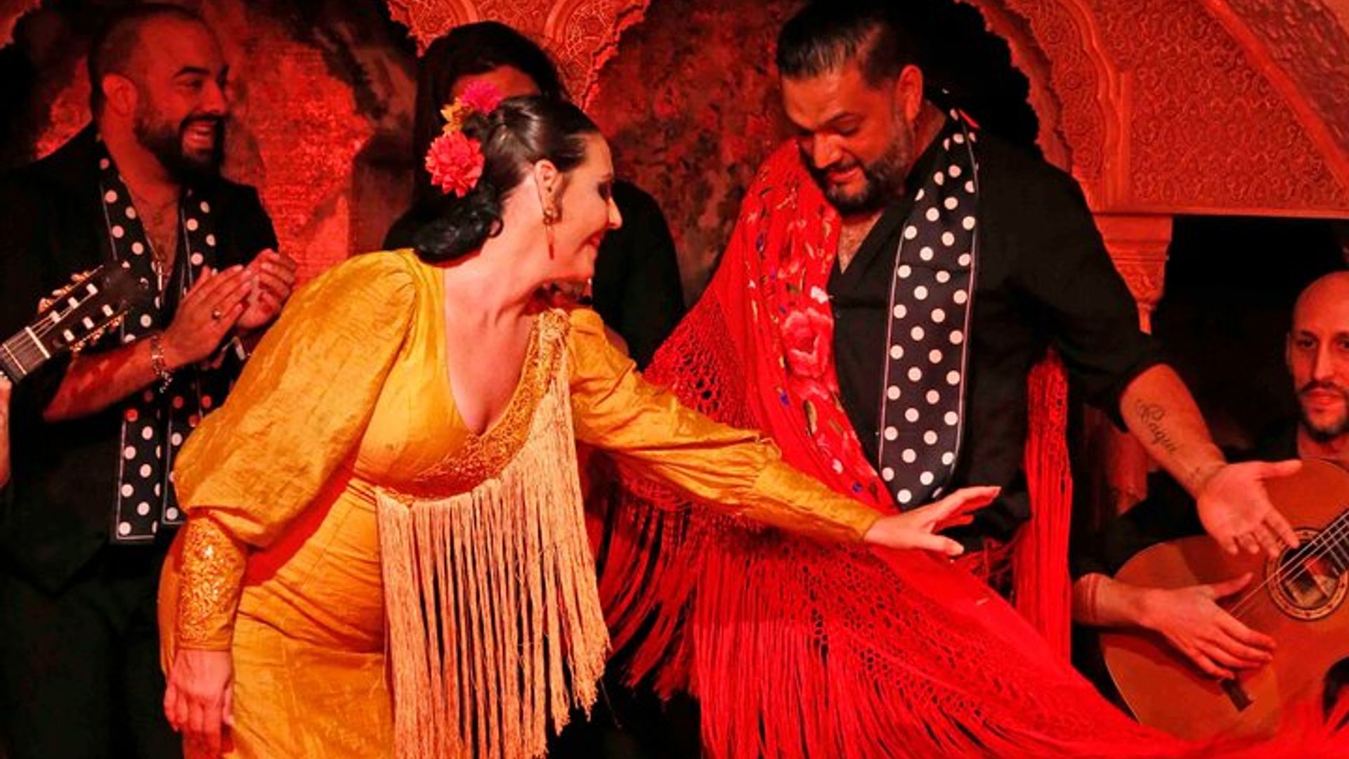 Barcelona : Flamenco-Show mit Abendessen, Tapas oder Getränken