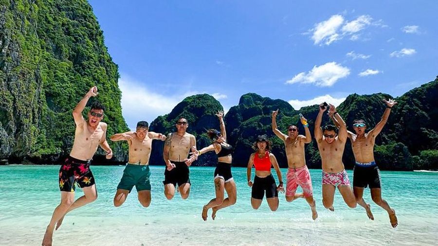 Phi Phi Island Private Boat Trip from Phuket
