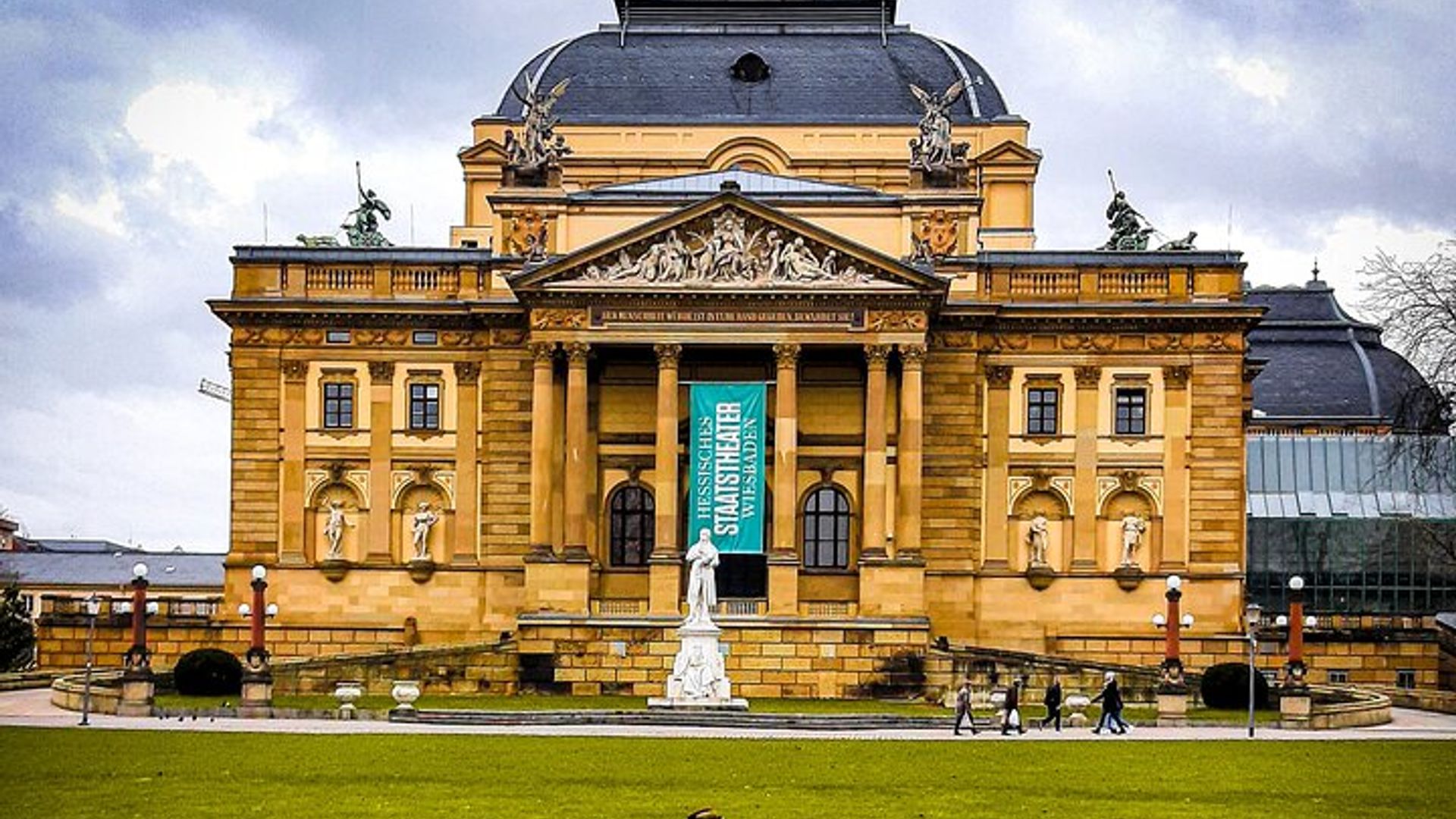Explore Wiesbaden's City Highlights with a Local