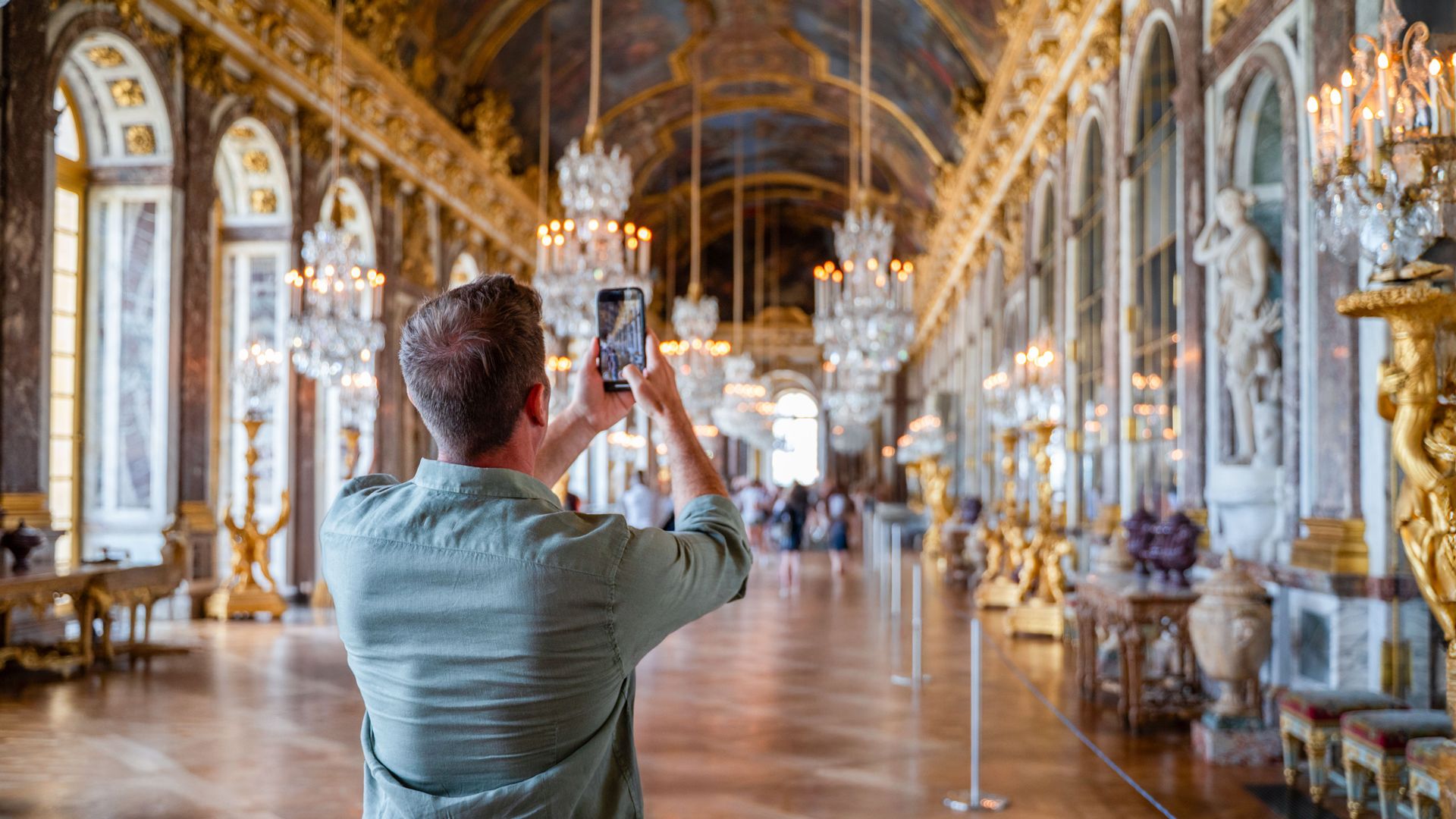 Visite coupe-file du château de Versailles et de ses jardins au départ de Paris