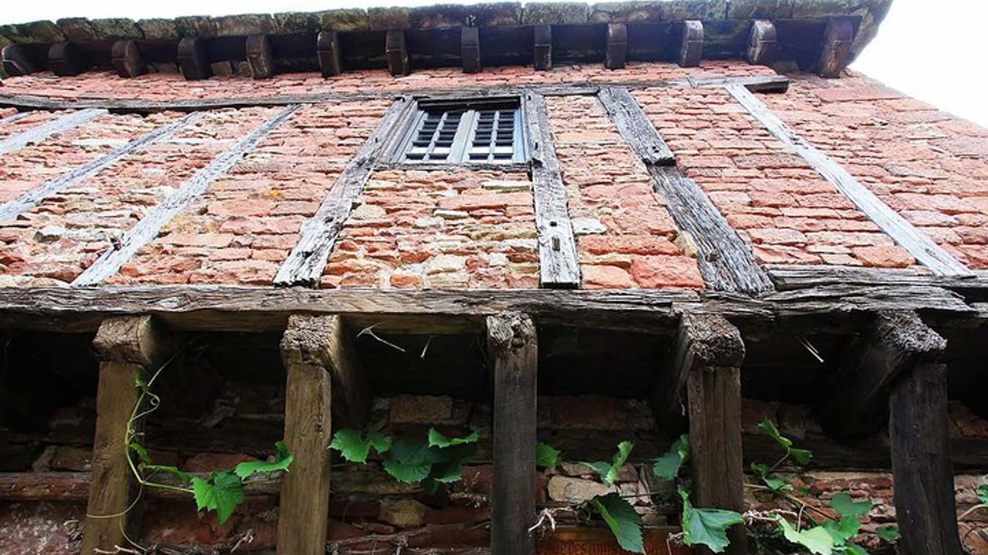 Führung durch Collonges la Rouge