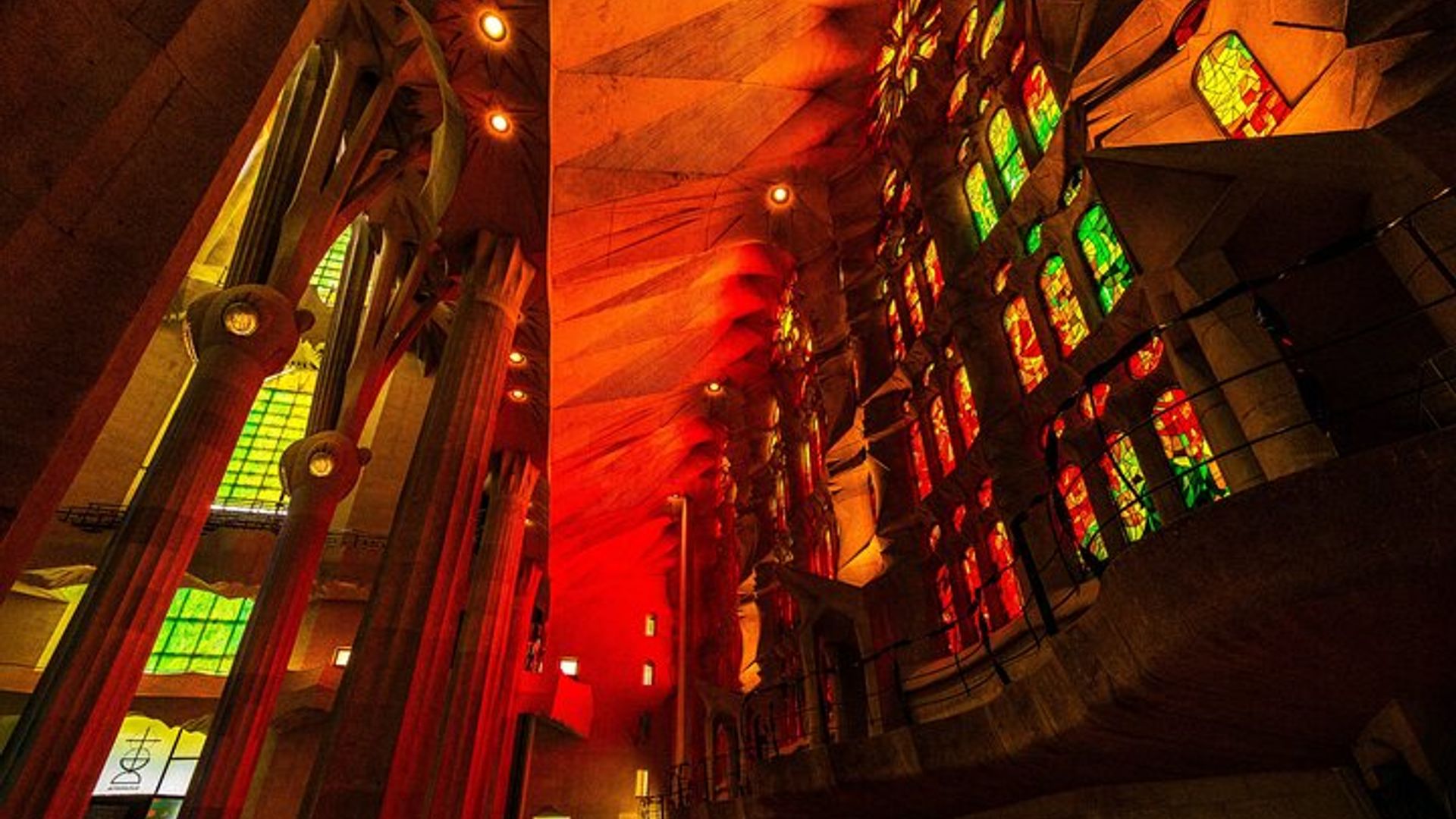 Barcelona Sagrada Familia ohne Anstehen in kleiner Gruppe