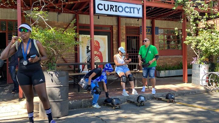 Johannesburg Skateboarding Tour With Beginners' Lesson