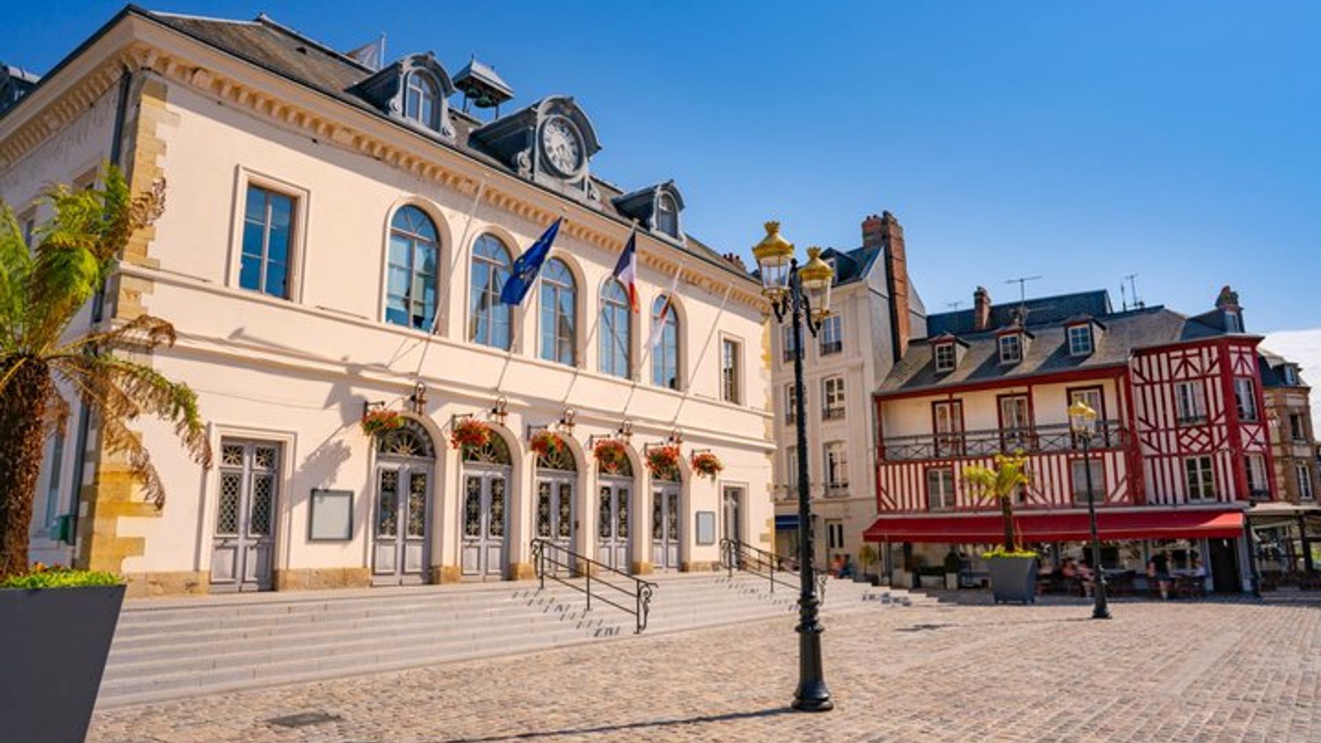 Deauville & Honfleur + Cider & Calvados Tasting | Gemeinsamer Bus