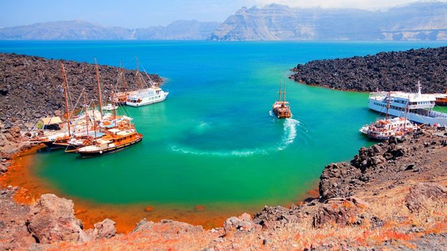 CALDERA MORNING CRUISE WITH KING THIRAS BOAT