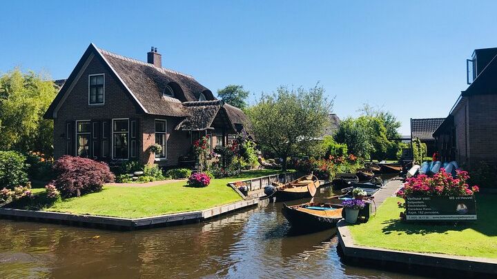 Zaanse Schans and Giethoorn Day Trip from Amsterdam