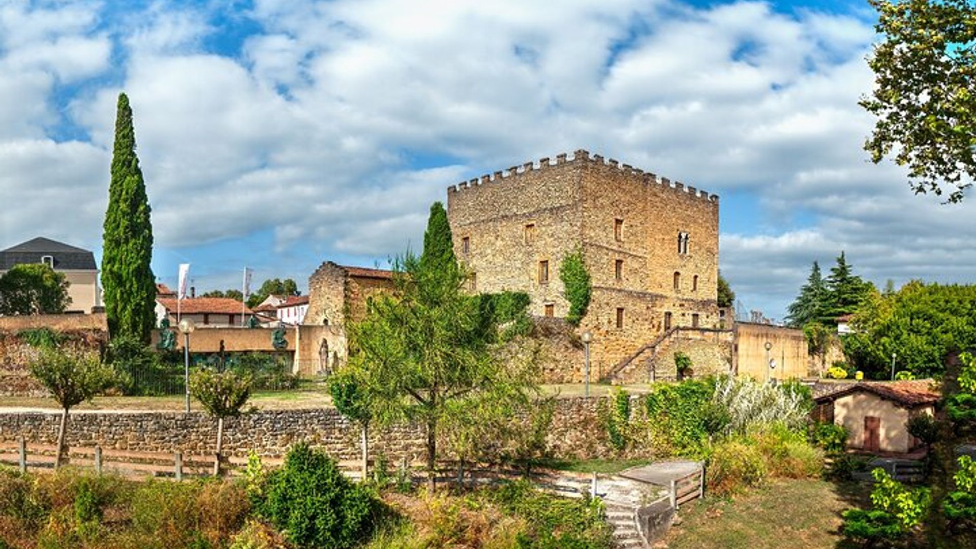 Mont de Marsan: 1-stündiger Audioguide-Spaziergang mit 20 Kommentaren