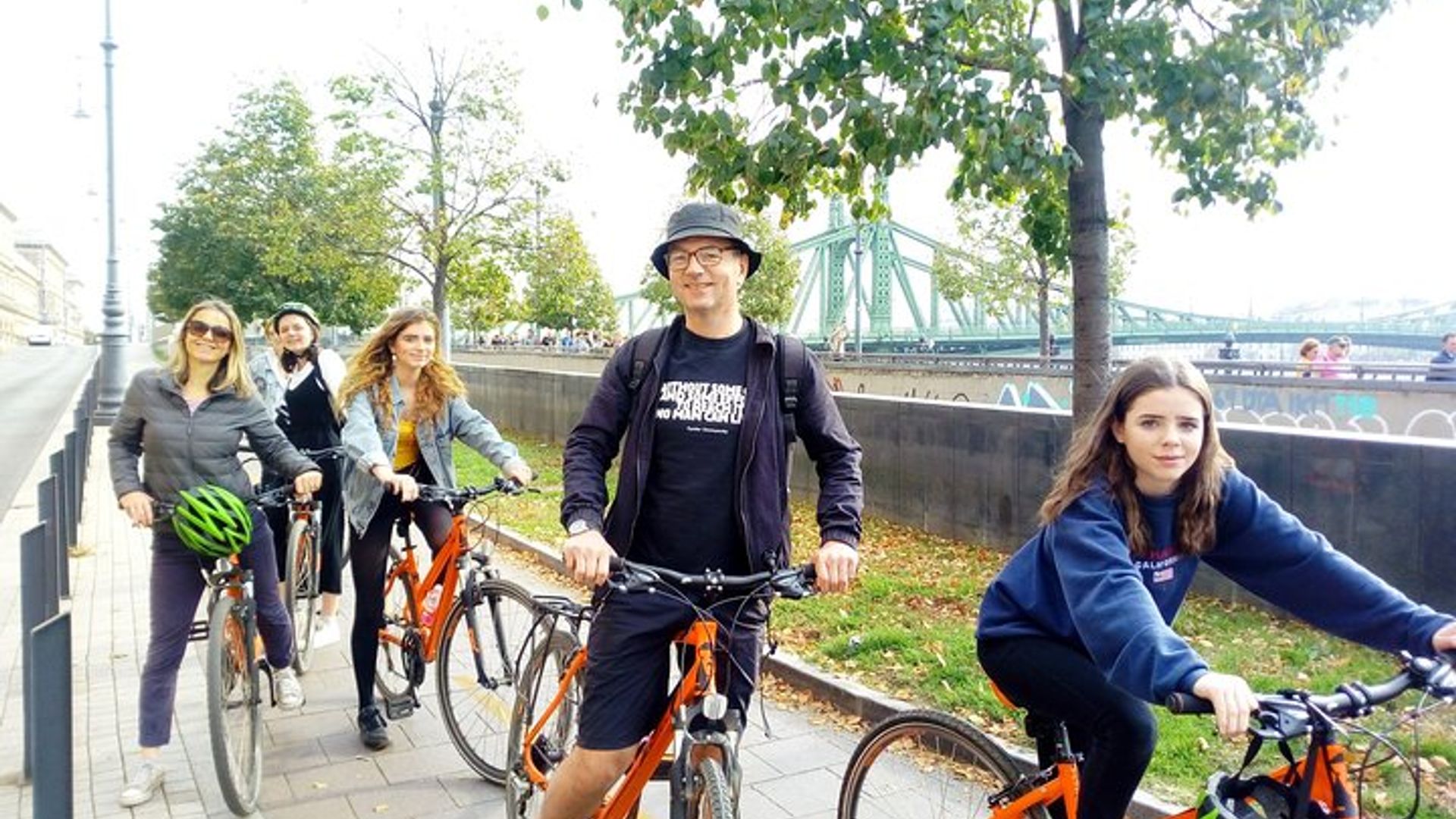 Tour in Bicicletta del Centro Storico di Budapest per Gruppi Ridotti