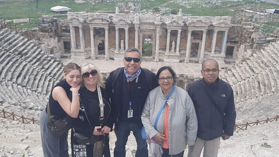 Pamukkale Small-Group Guided Tour with Lunch