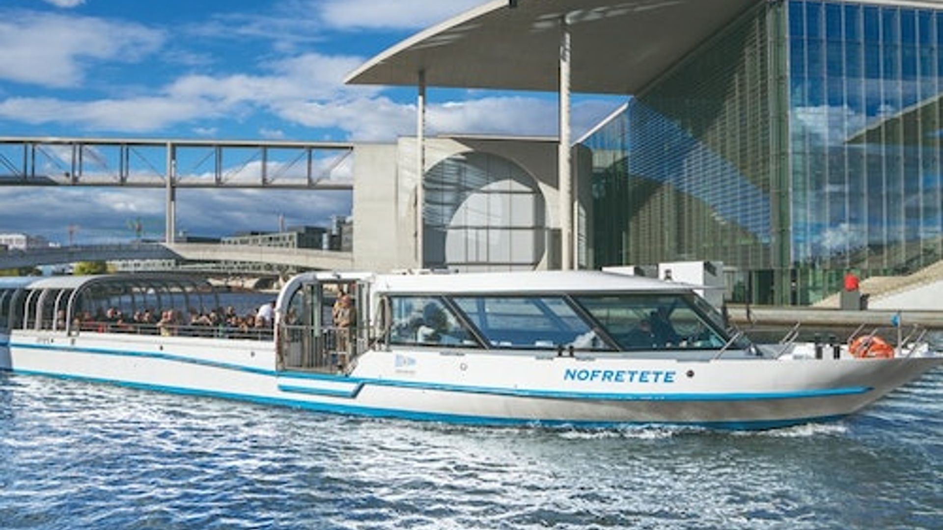 Berlin: 3.25-Hour Bridges Boat Tour Ticket