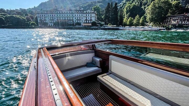 Private Cruise on Lake Como with Luxury Wooden Taxi Boat