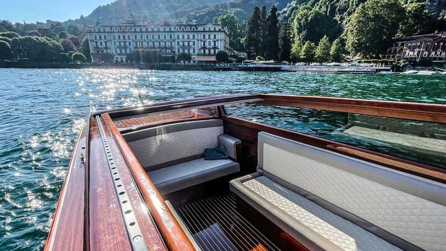 Private Lake Como Cruise by Wooden Taxi Boat