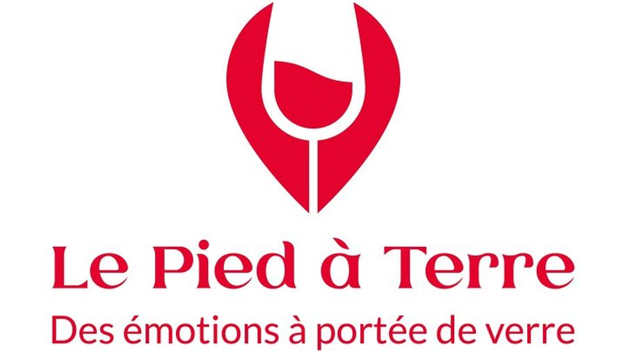 Wine tasting in Bordeaux in a family winery