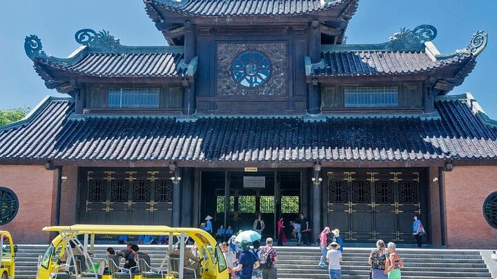 Ninh Binh Highlights Small-Group Guided Day Trip with Lunch