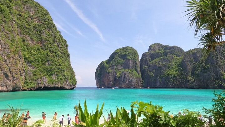 Phi Phi Island Early Sunrise Tour From Phi Phi Don