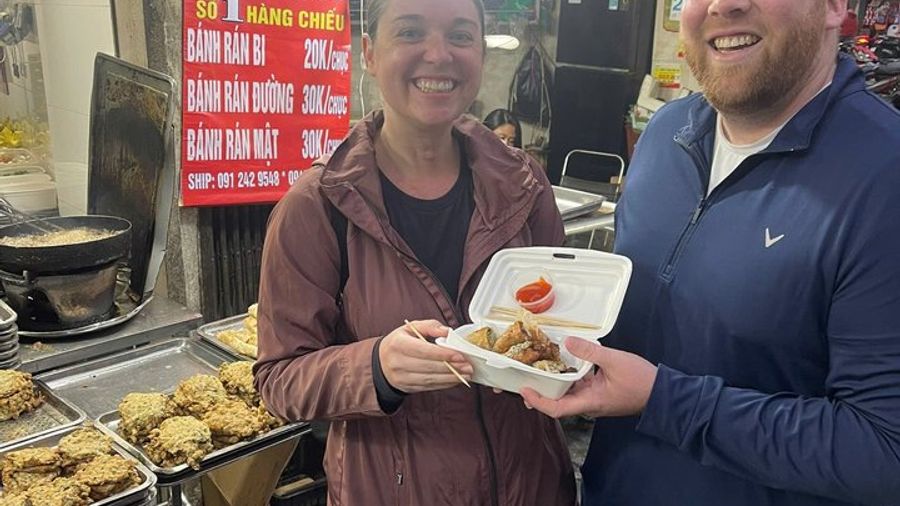 Hanoi Street Food Tour: Hidden Local Eats & Full Meal Experience
