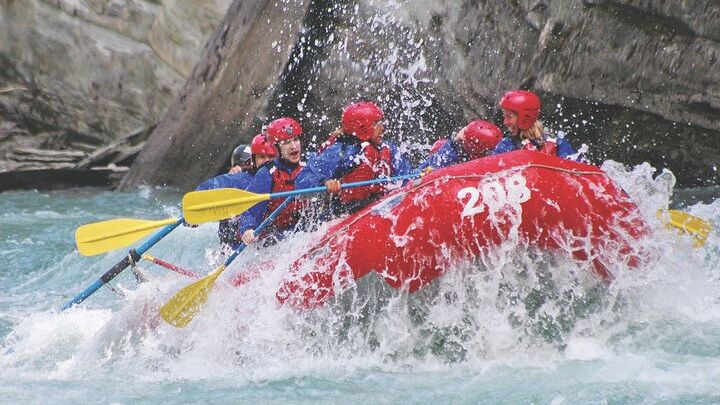 Jasper White-Water Rafting on Fraser River Half-Day Tour