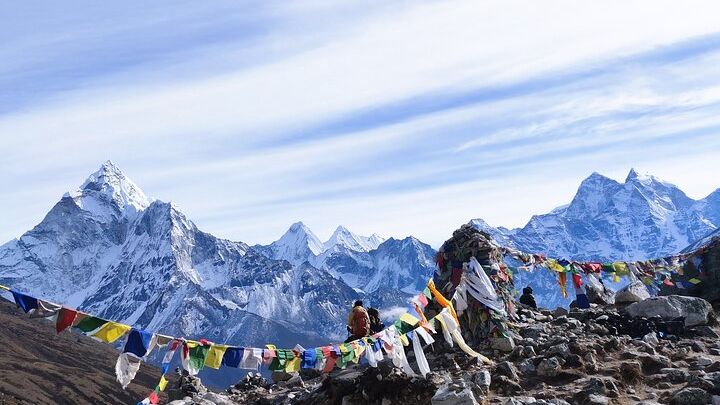 Everest Base Camp 14-Day Small-Group Trek With Accommodation