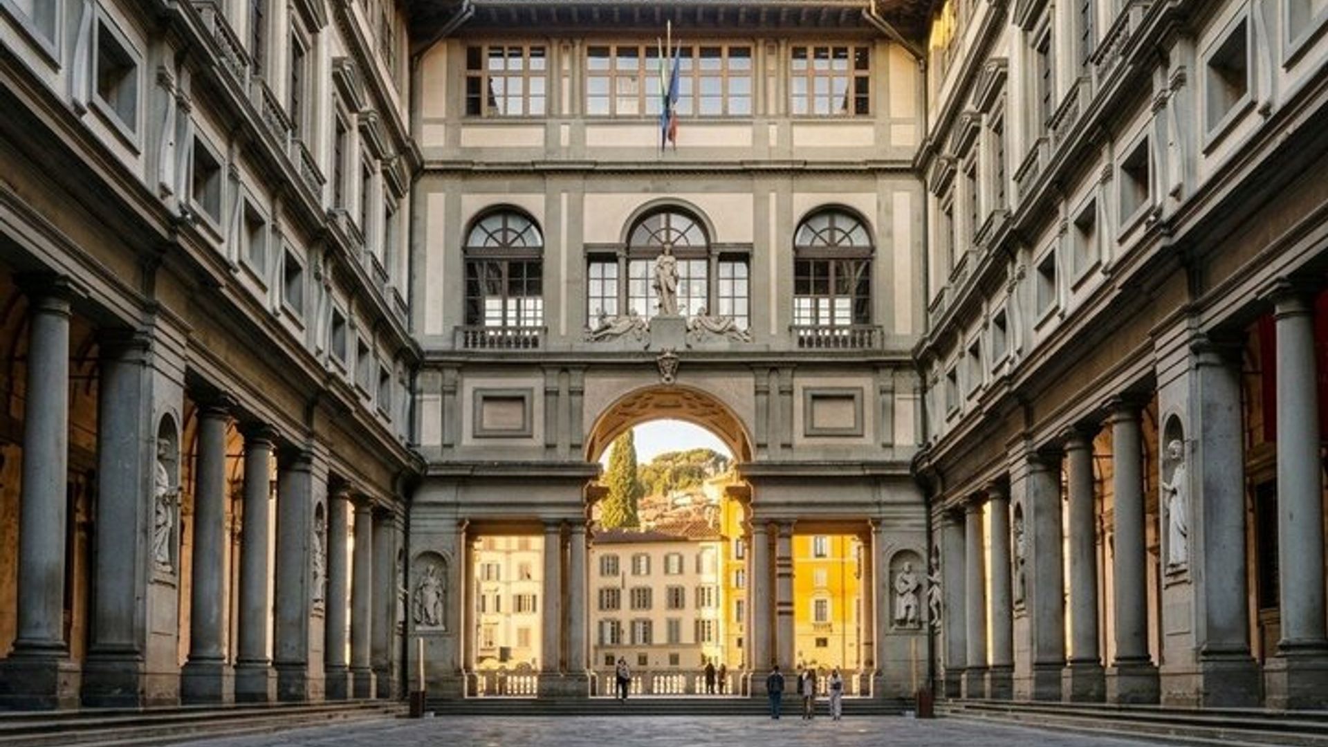 Uffizi Gallery Skip-the-Line Small Group Tour With Expert Guide