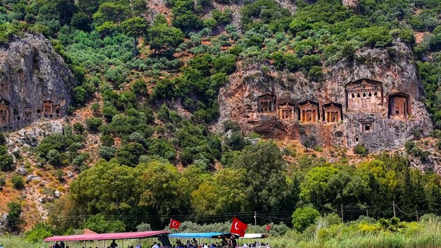 Dalyan Boat Tour from Marmaris: Turtle Beach, Mud Baths, Lunch