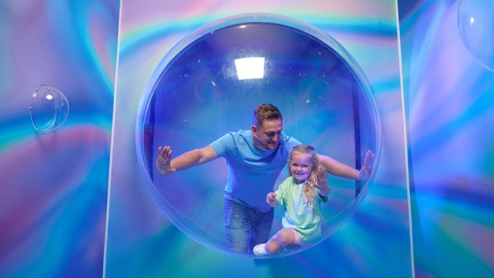 Bubble Planet Montreal : Experiencia interactiva digital inmersiva