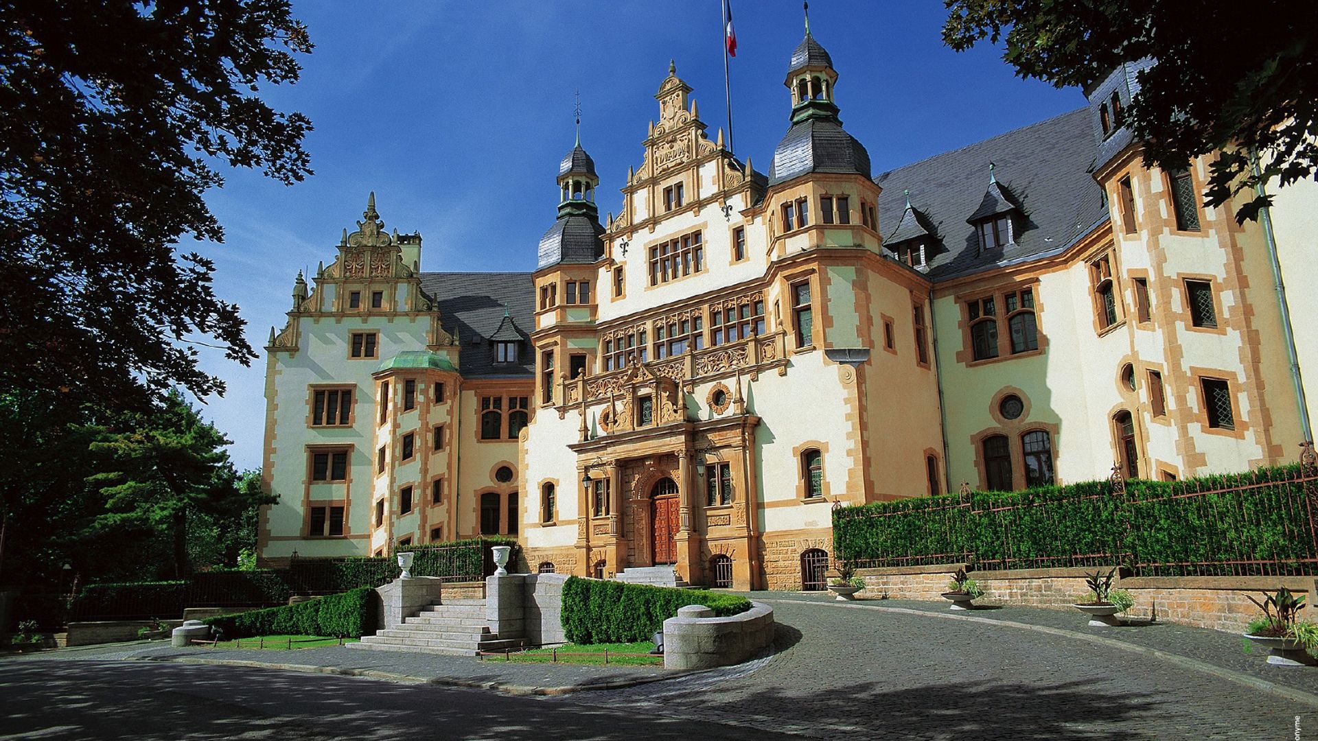 Metz: Audio Guided Walking Tour (3:15 - 27 audio comments)