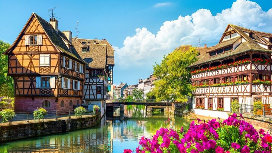 Strasbourg : Private Custom Walking Tour With A Local guide
