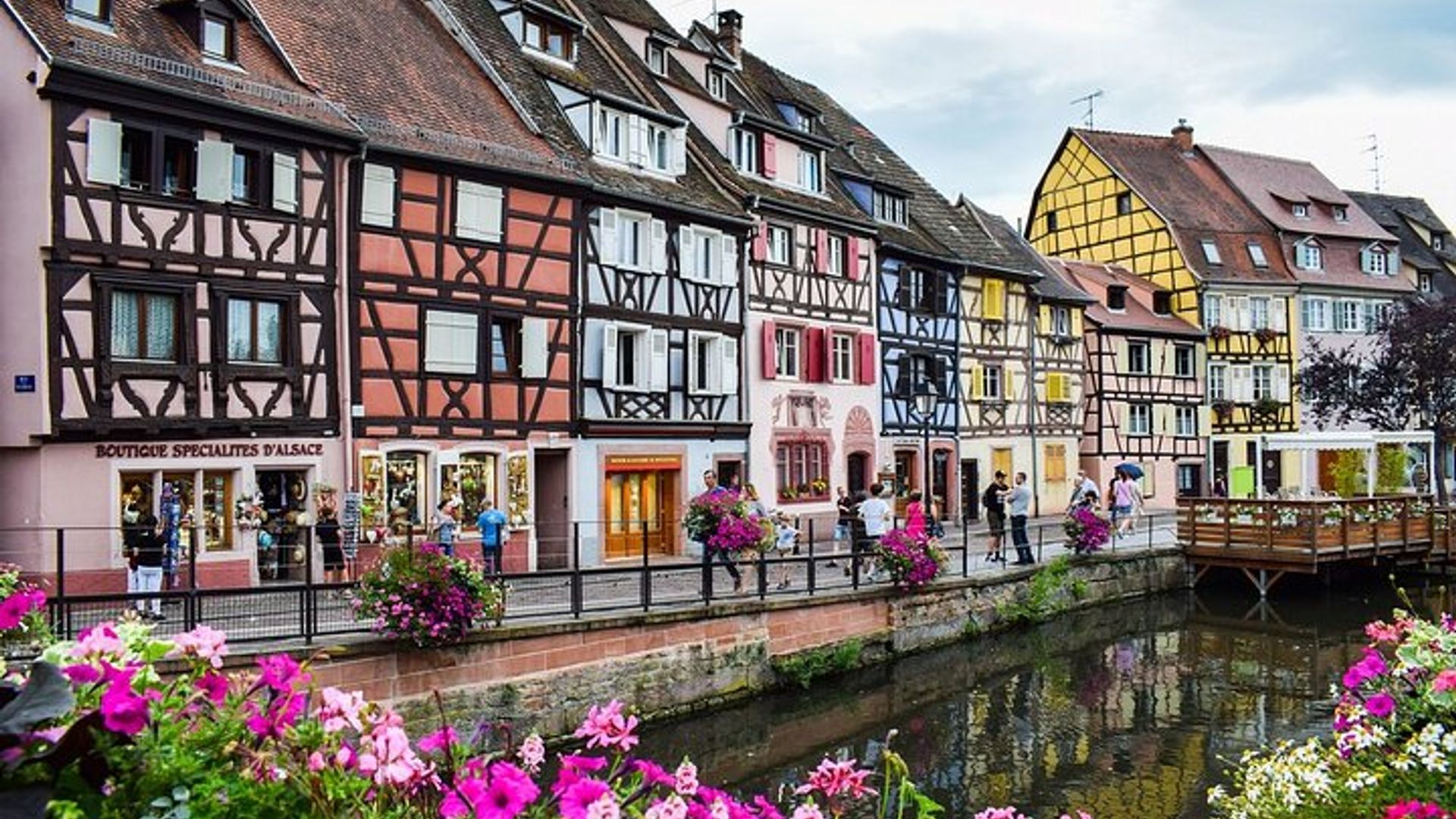 Private direct transfer from Basel to Colmar with a local driver