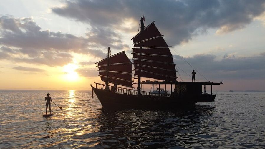 Krabi: Private Cruise With Snorkel & Bioluminescent Plankton