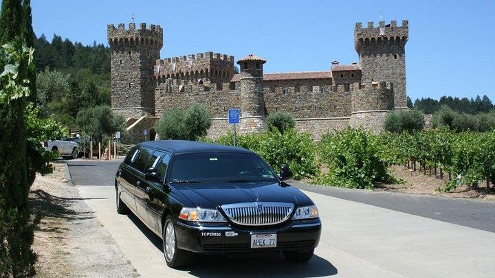 Napa or Sonoma Private Half-Day Wine Country Limousine Tour