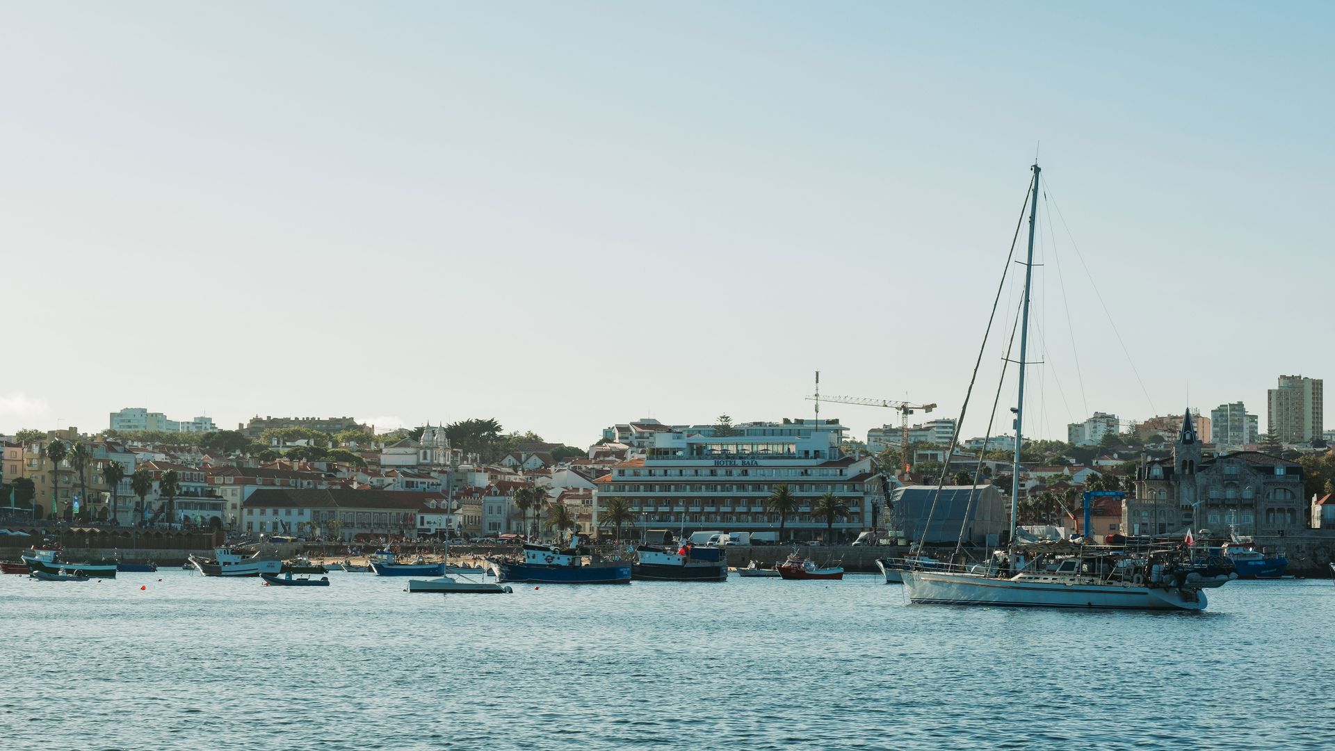 Cascais Luxury Romantic Private 2h Cruise with sparkling wine