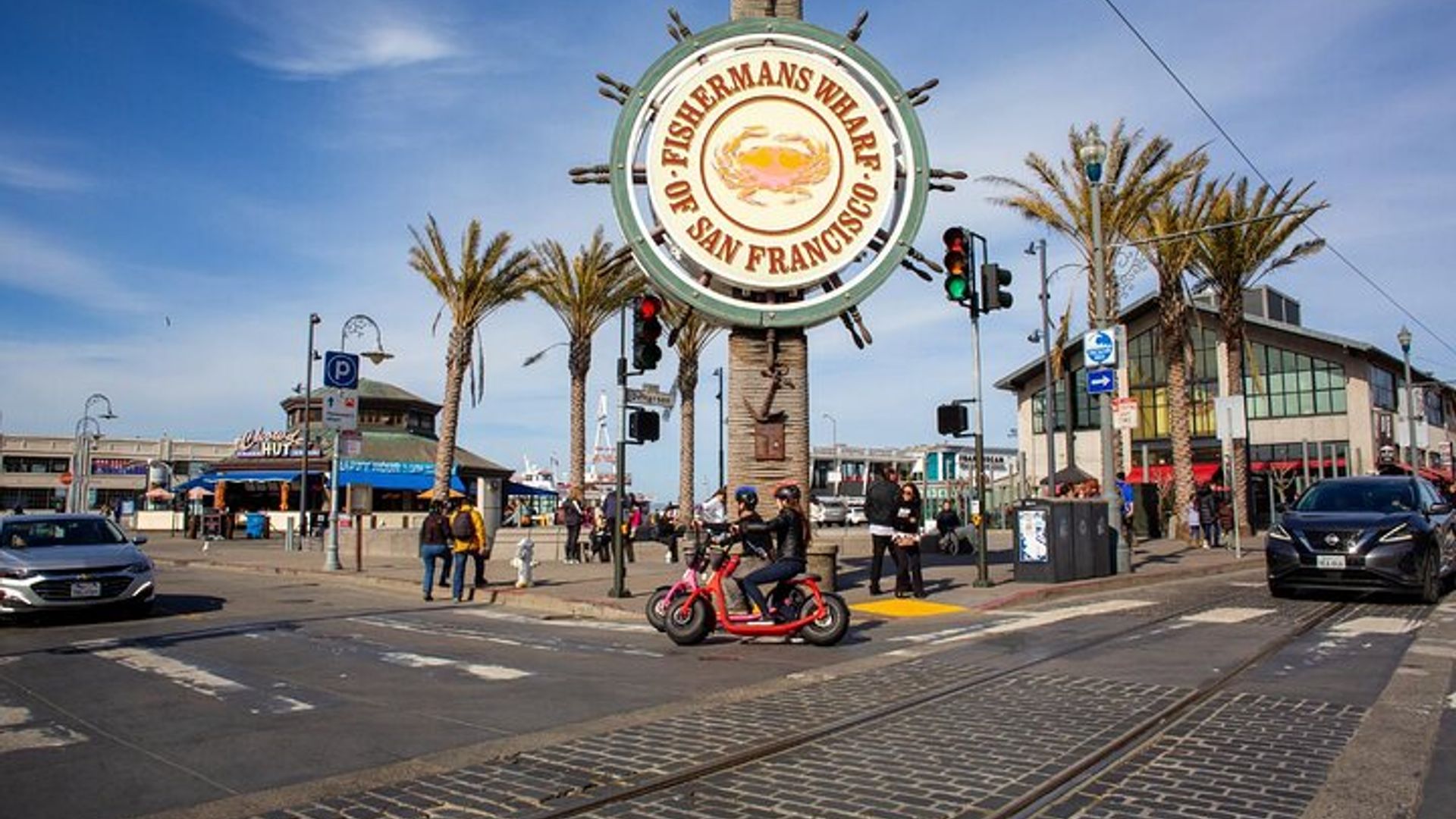 Early Bird: Electric Scooter Rental to Golden Gate Bridge image 3