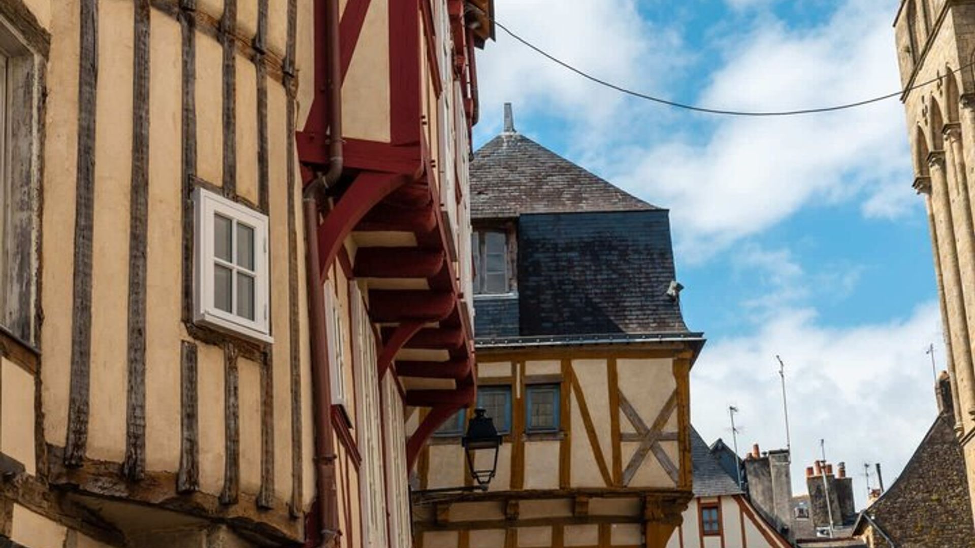 Bonjour Vannes : Privé 2 - Heure Intro City Walk avec Guide Local