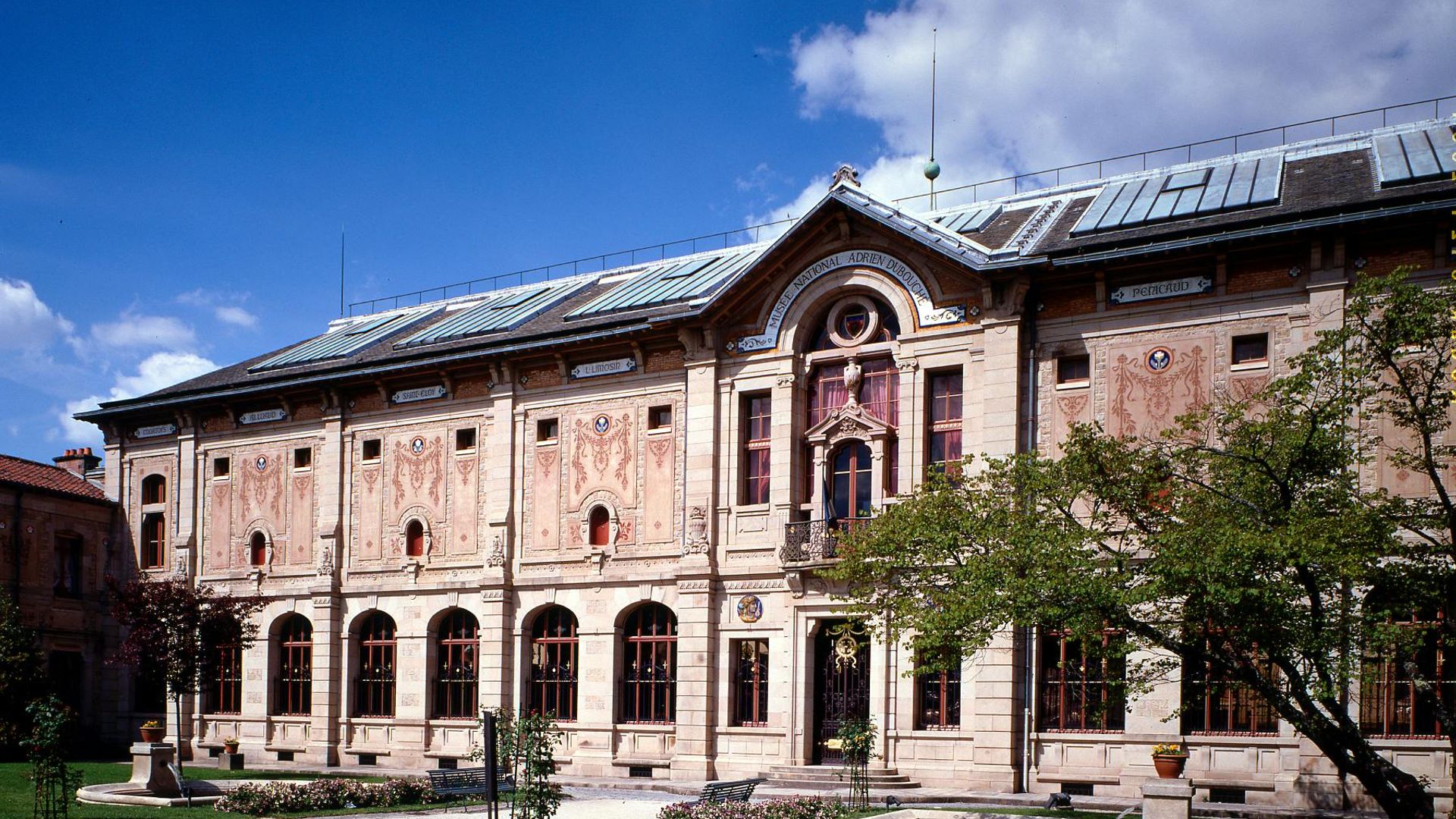 Entrance tickets to the Porcelain Museum of Limoges – Musée National Adrien Dubouché